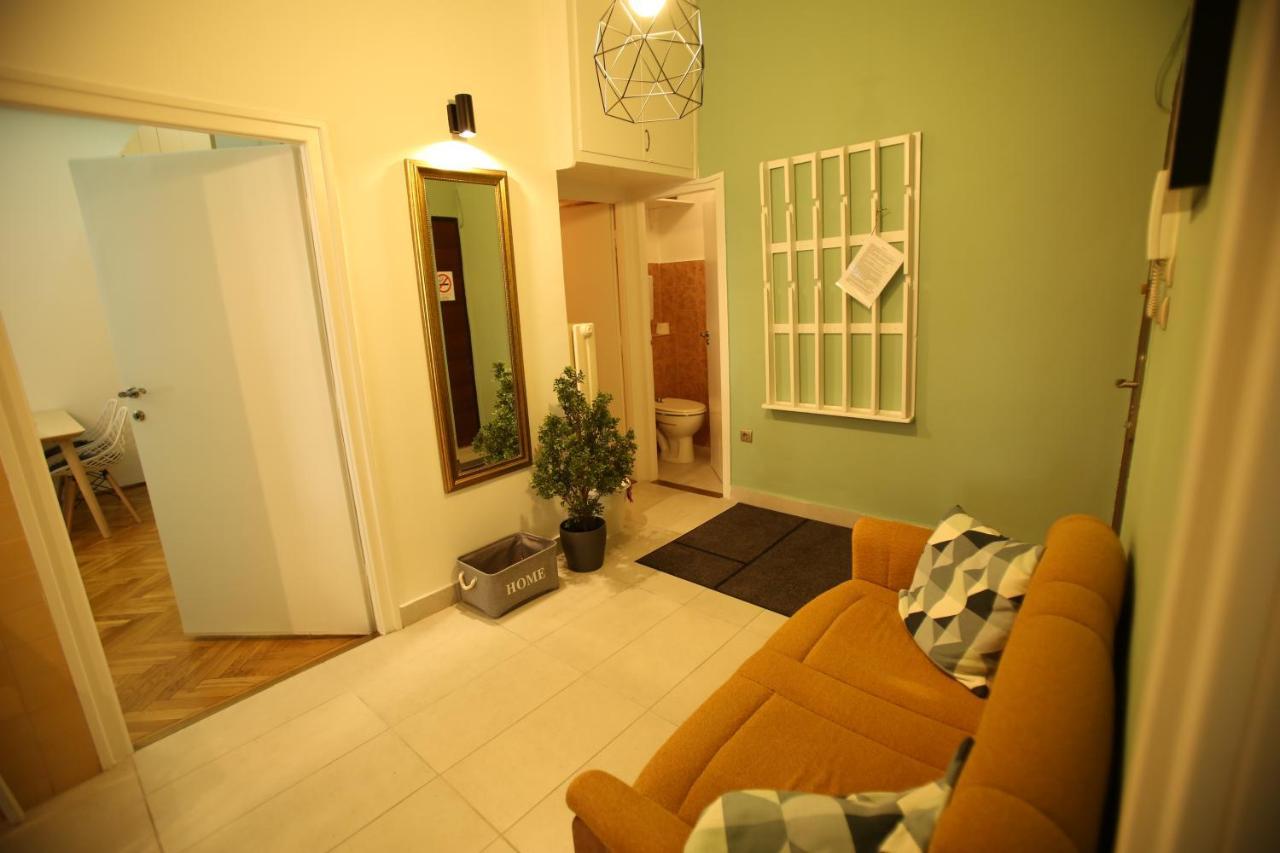 Castle Courtyard Hideaway Apartment Budapest Exterior photo